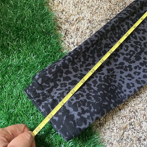 Lysse Women Classic Leggings Black Gray Python Snake Pull On Size Small - Picture 14 of 17